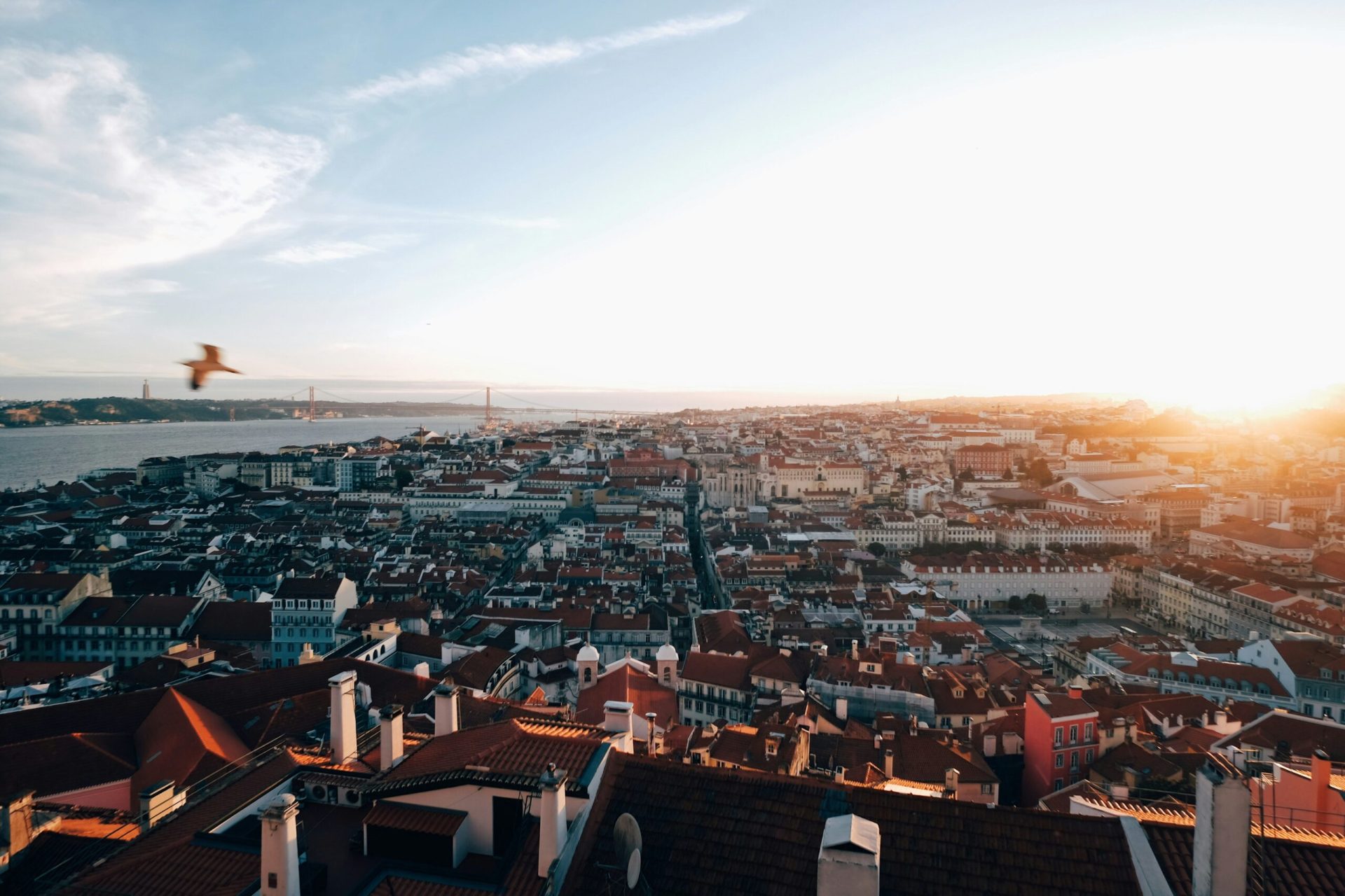 Lisbon, photo: Stijn te Strake on unsplash